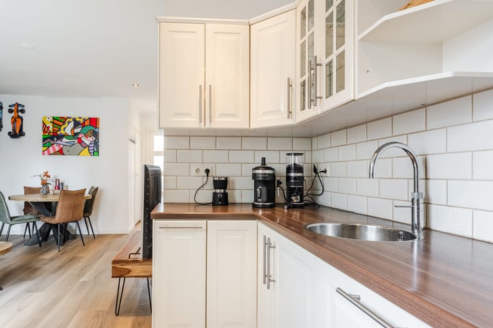 Ground floor apartment with sunny garden in Leiden's Transvaal neighborhood — 26