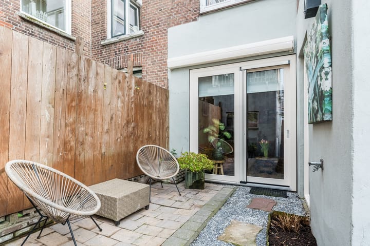 Ground floor apartment with sunny garden in Leiden's Transvaal neighborhood — 52