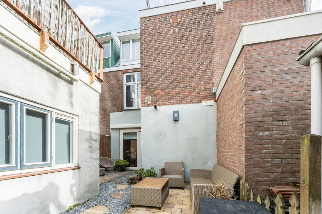 Ground floor apartment with sunny garden in Leiden's Transvaal neighborhood — 55