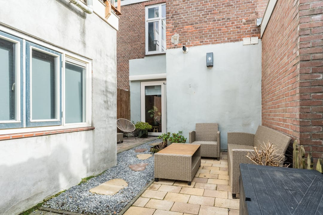 Ground floor apartment with sunny garden in Leiden's Transvaal neighborhood — 45