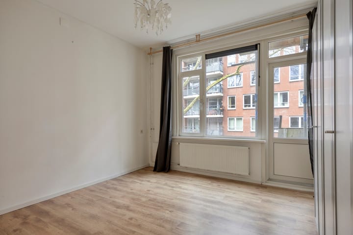 Spacious 4-room apartment in the heart of Rotterdam center — 23