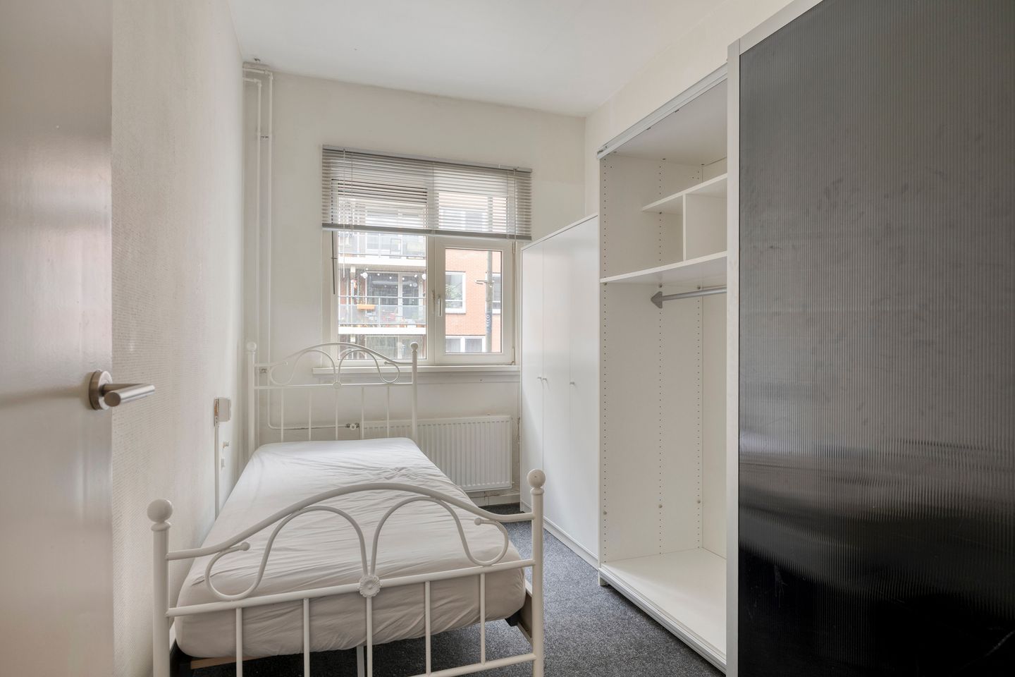Spacious 4-room apartment in the heart of Rotterdam center — 28