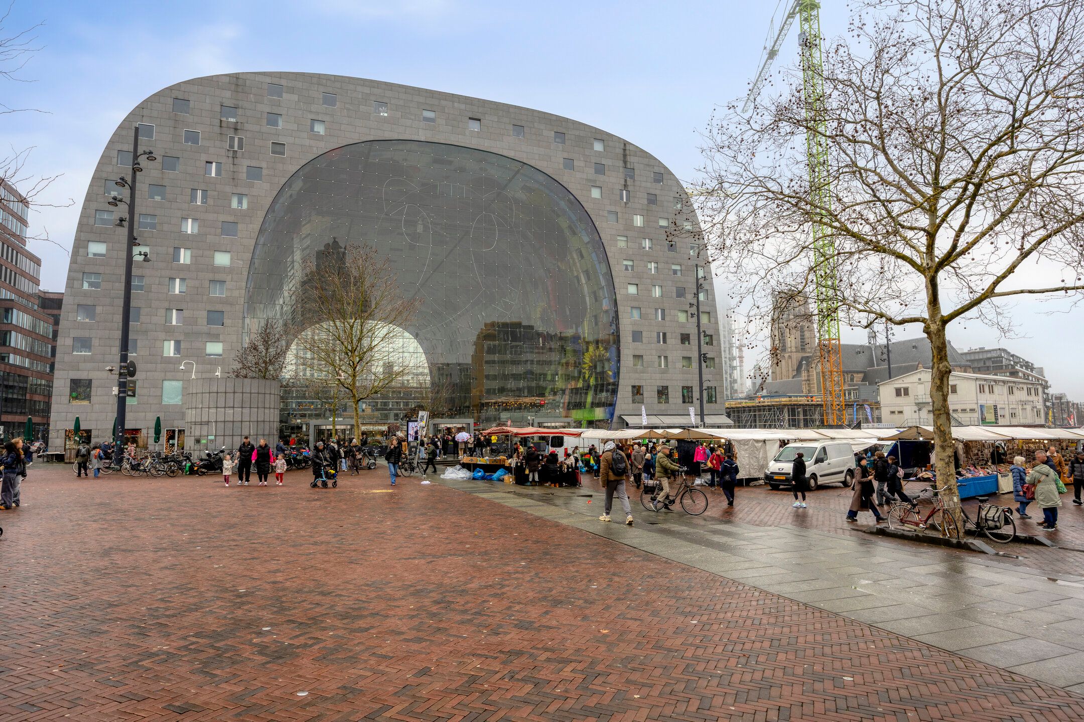 Spacious 4-room apartment in the heart of Rotterdam center — 64