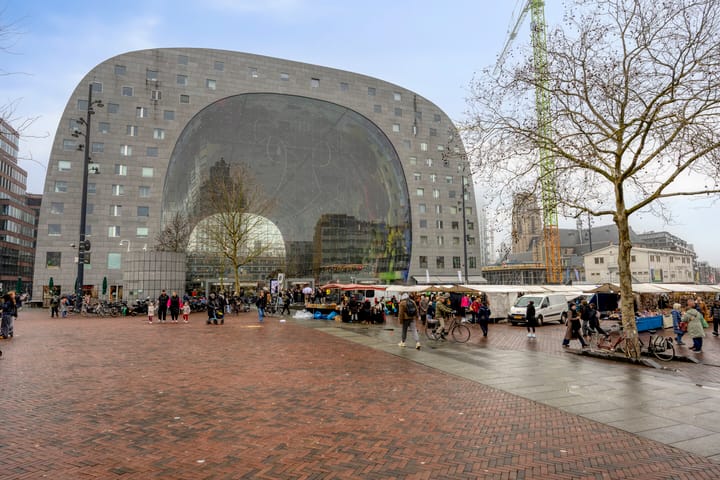 Spacious 4-room apartment in the heart of Rotterdam center — 63