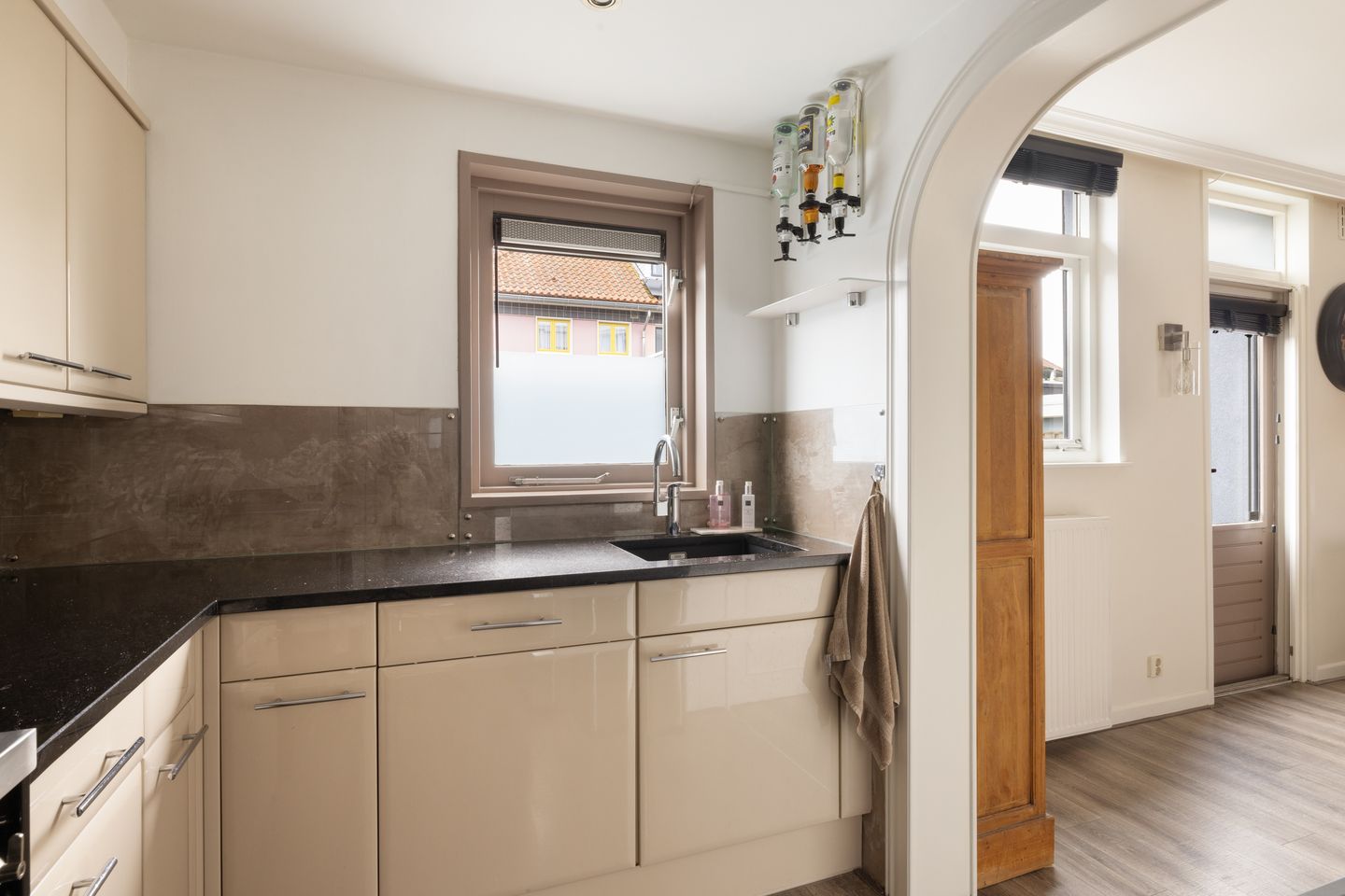 Foto 10 van Kamillestraat 24