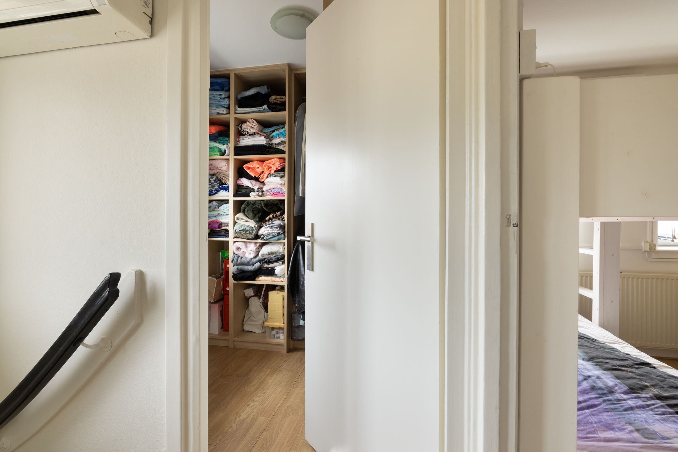 Foto 21 van Kamillestraat 24