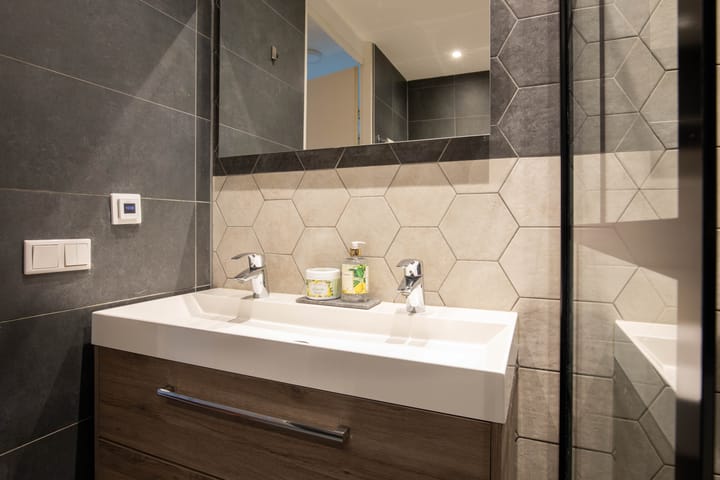 Fully Renovated Corner Apartment in IJburg with Southwest Balcony — 28