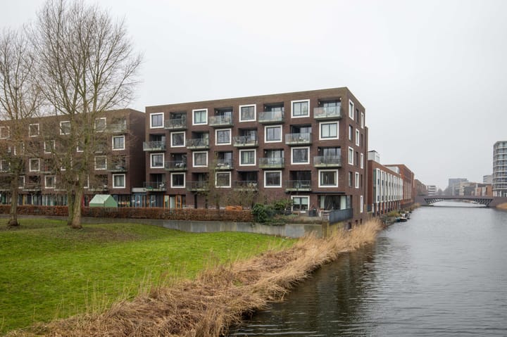 Fully Renovated Corner Apartment in IJburg with Southwest Balcony — 66