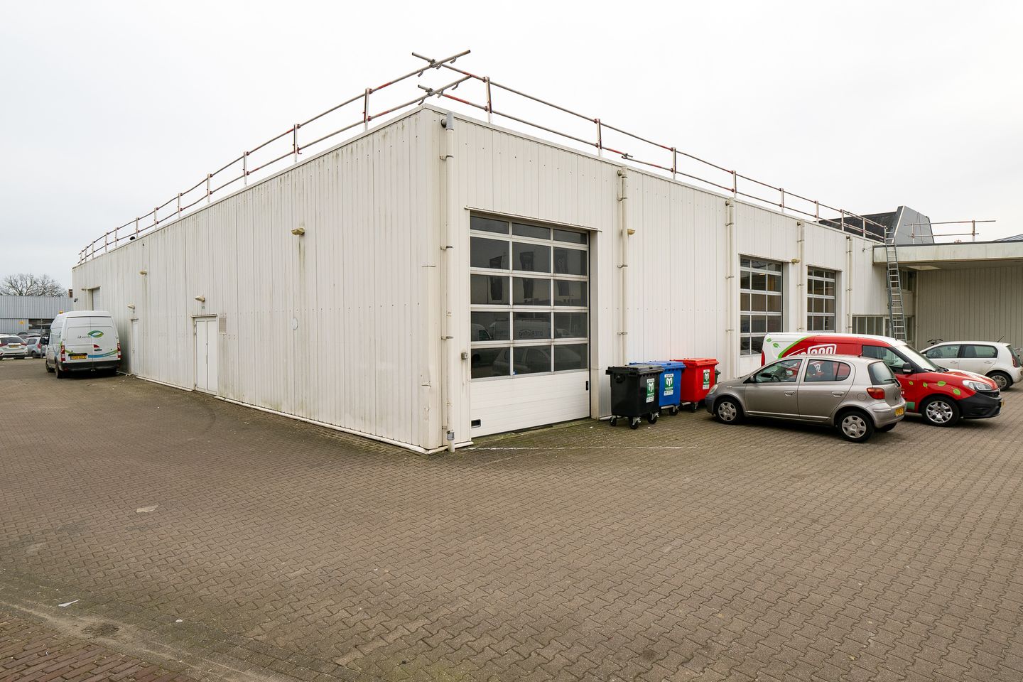 Bekijk foto 2 van Westerval 20