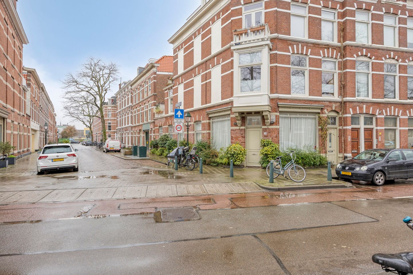 Foto 40 van Van Marumstraat 36