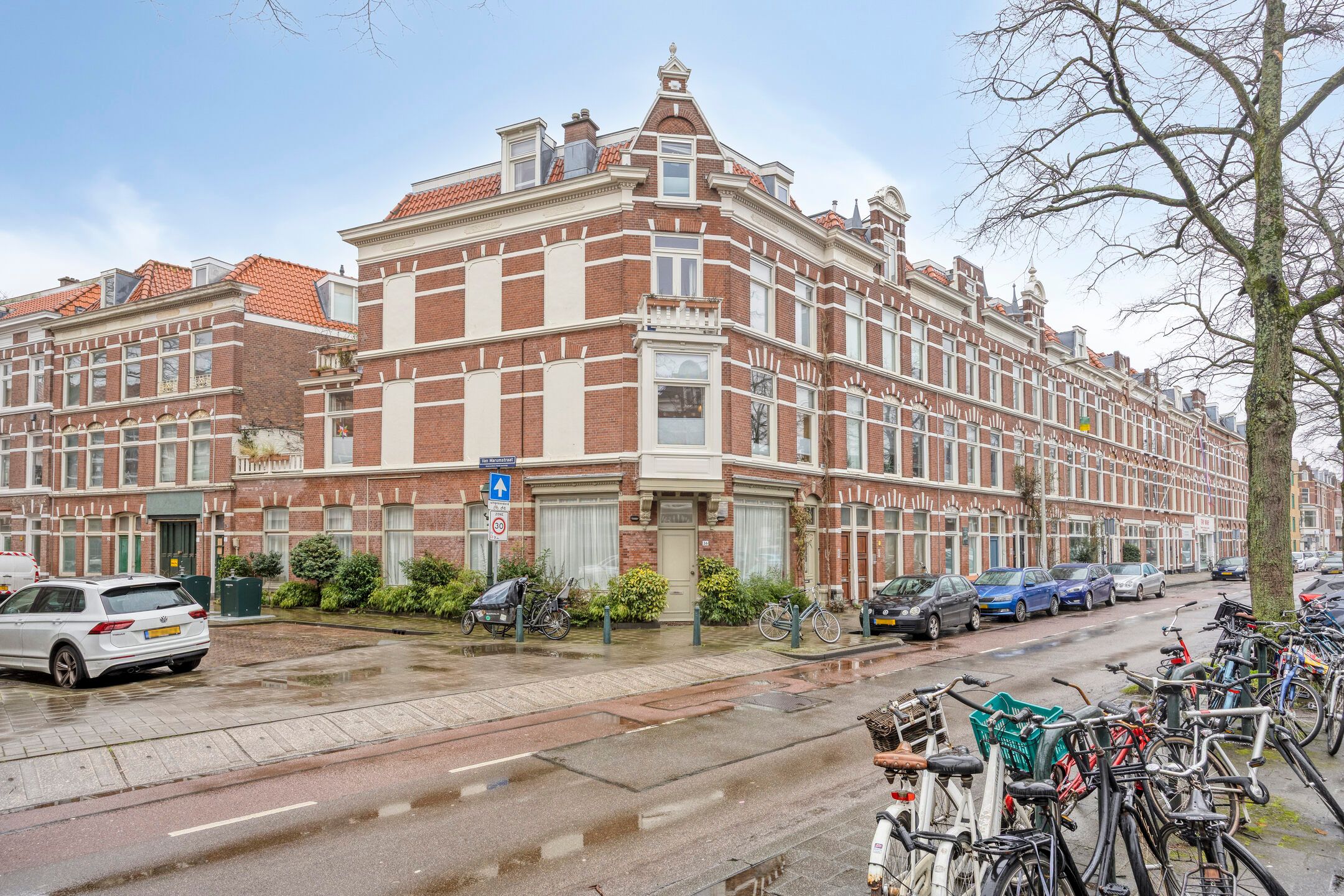 Foto 42 van Van Marumstraat 36