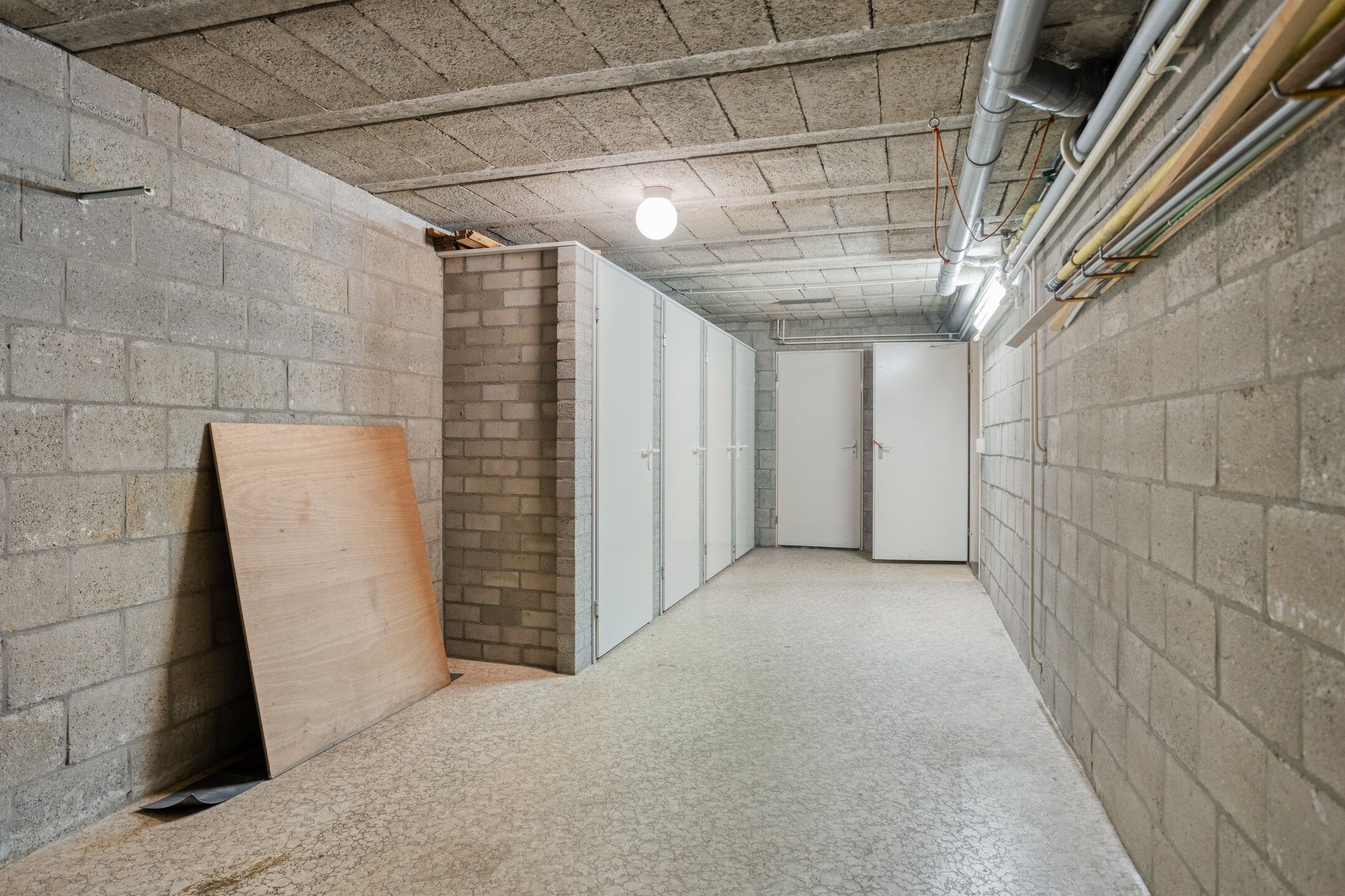 Photo 36 of Vroenhovenweg 150