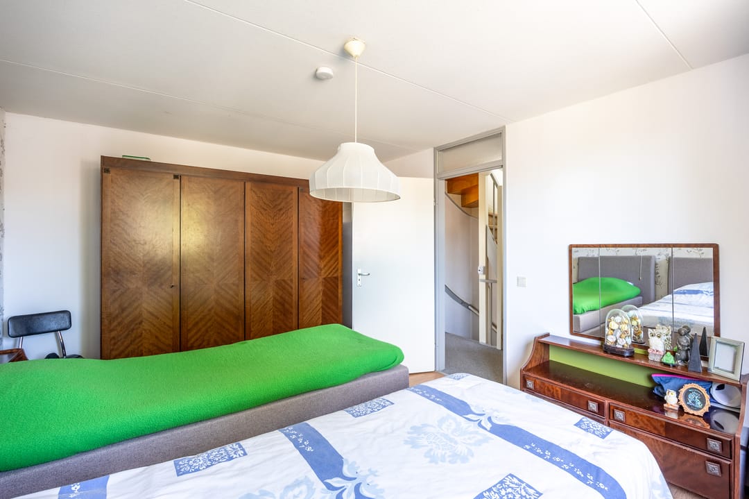 Foto 23 van Aronskelk 37