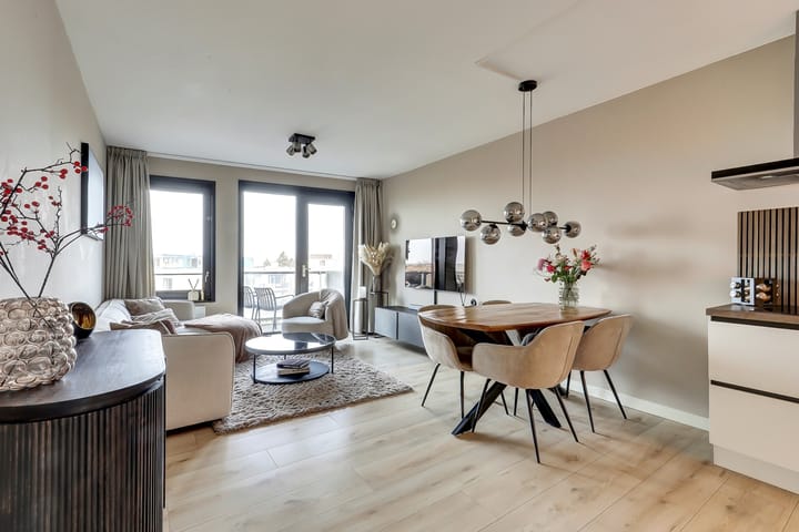 Photo 2 of Nieuwe Stationsstraat 11-14