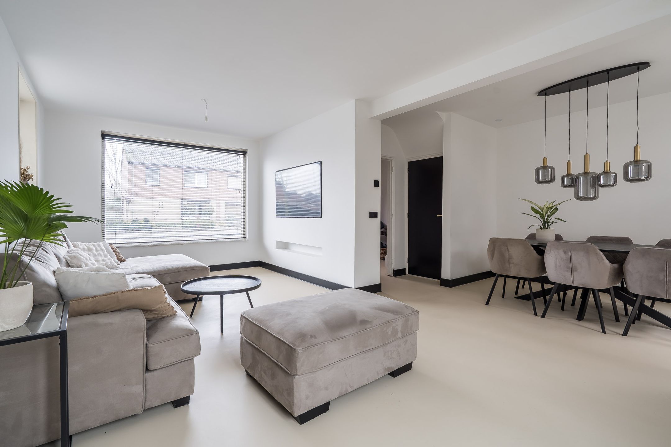 Photo 3 of Herenhuisstraat 22