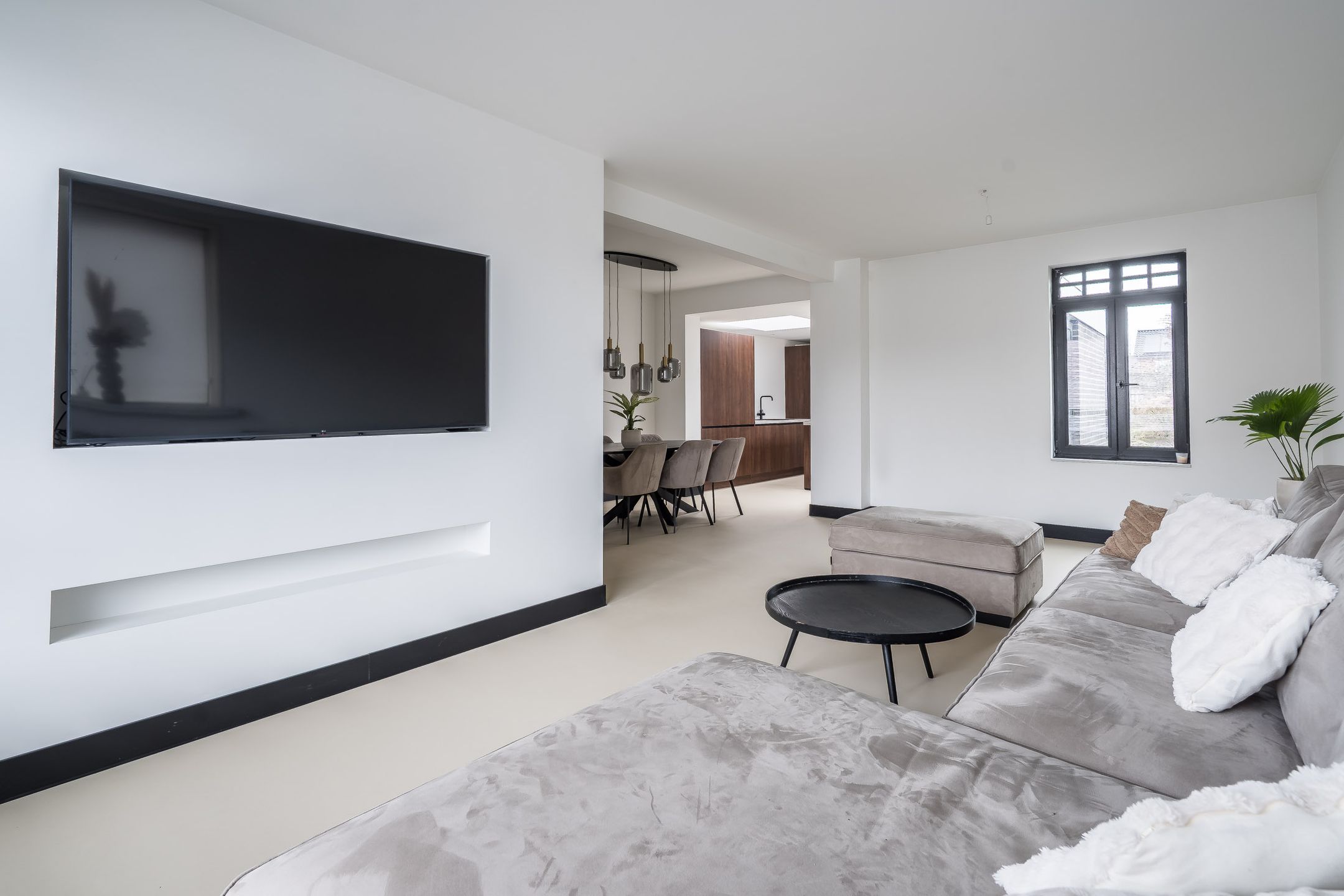 Photo 6 of Herenhuisstraat 22