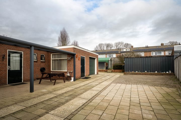 Photo 4 of Dorpsstraat 42