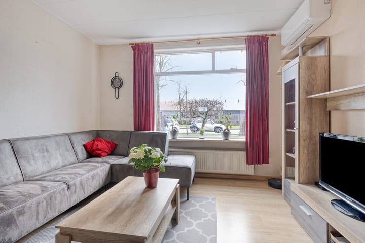 Foto 2 van J.J. van Deinselaan 133