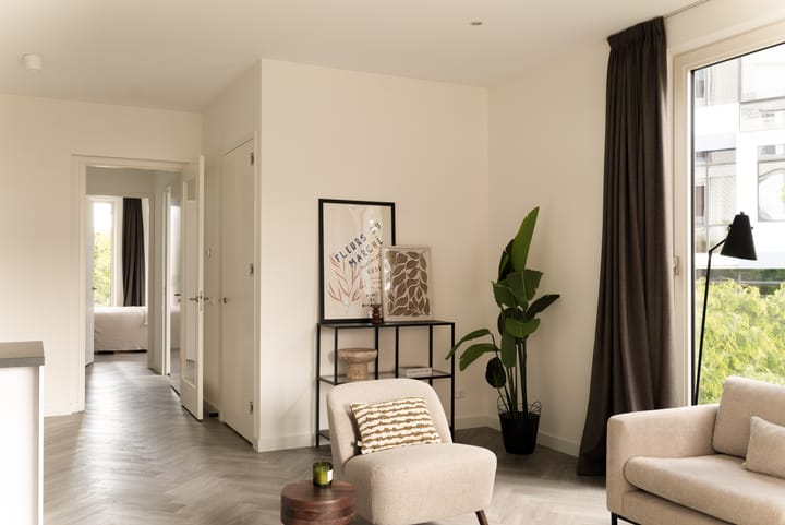 Photo 10 of Rosy Wertheimstraat 39