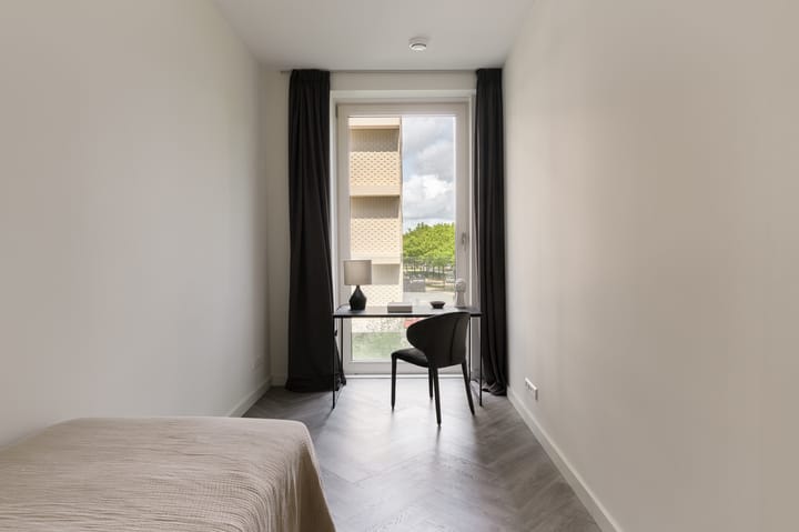 Photo 19 of Rosy Wertheimstraat 39