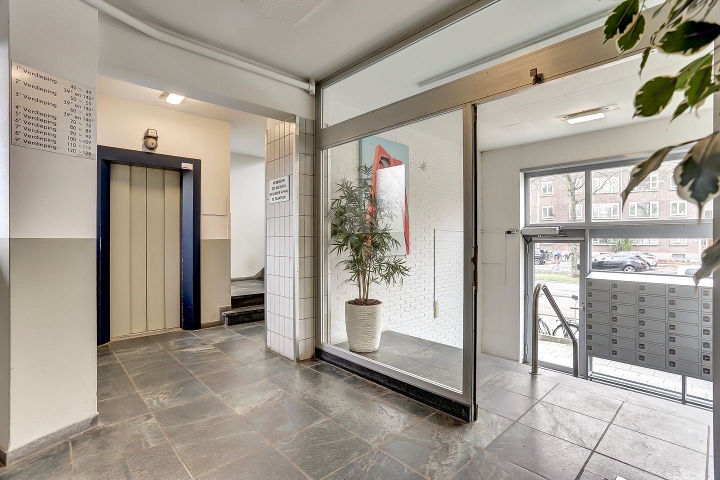 Foto 14 van Stadhoudersplein 97