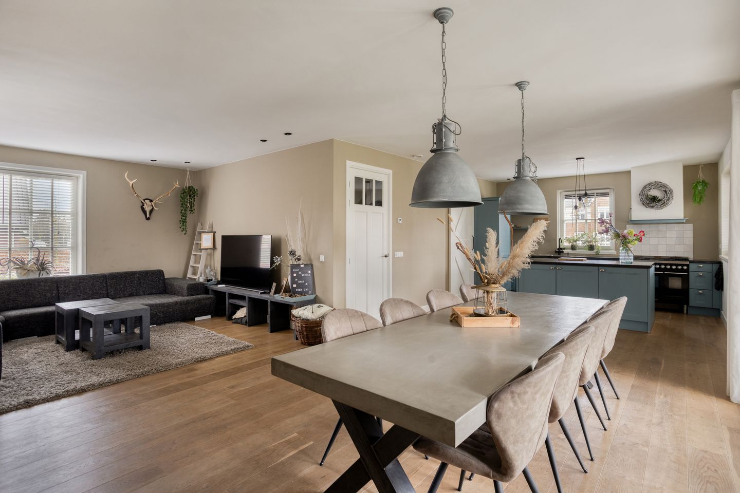 Photo 20 of Mackenhof 14