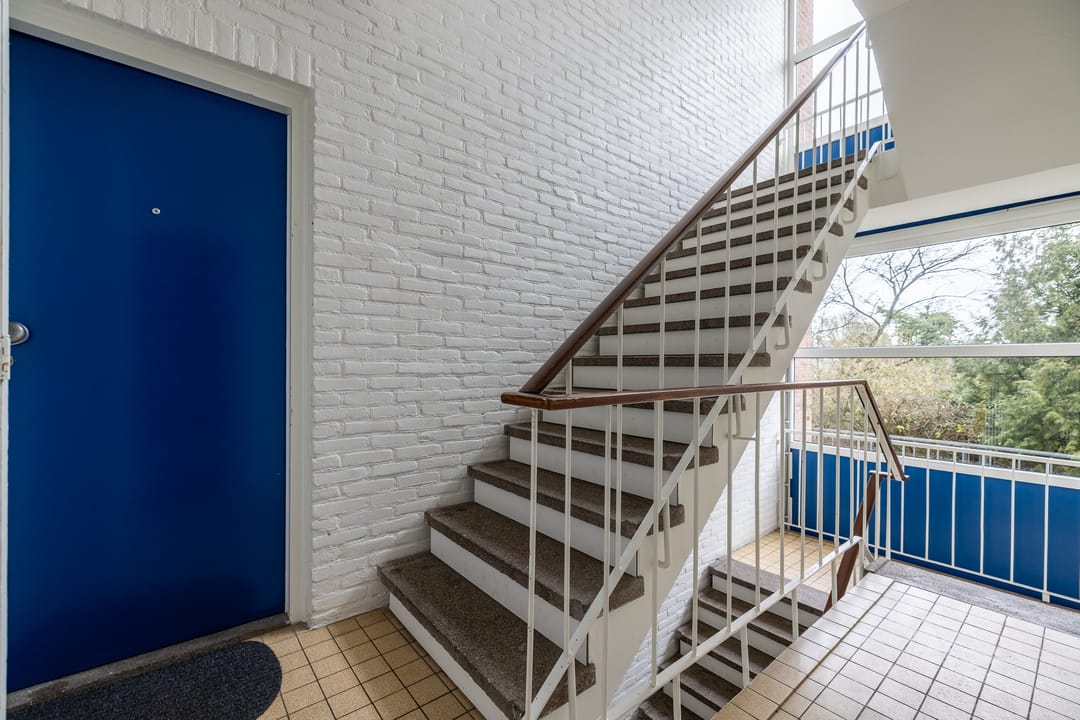 Photo 32 of van Hogendorplaan 48-A