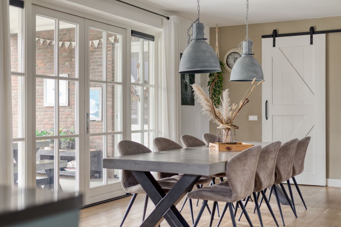 Photo 25 of Mackenhof 14