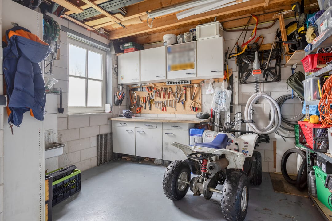 Photo 32 of Mackenhof 14