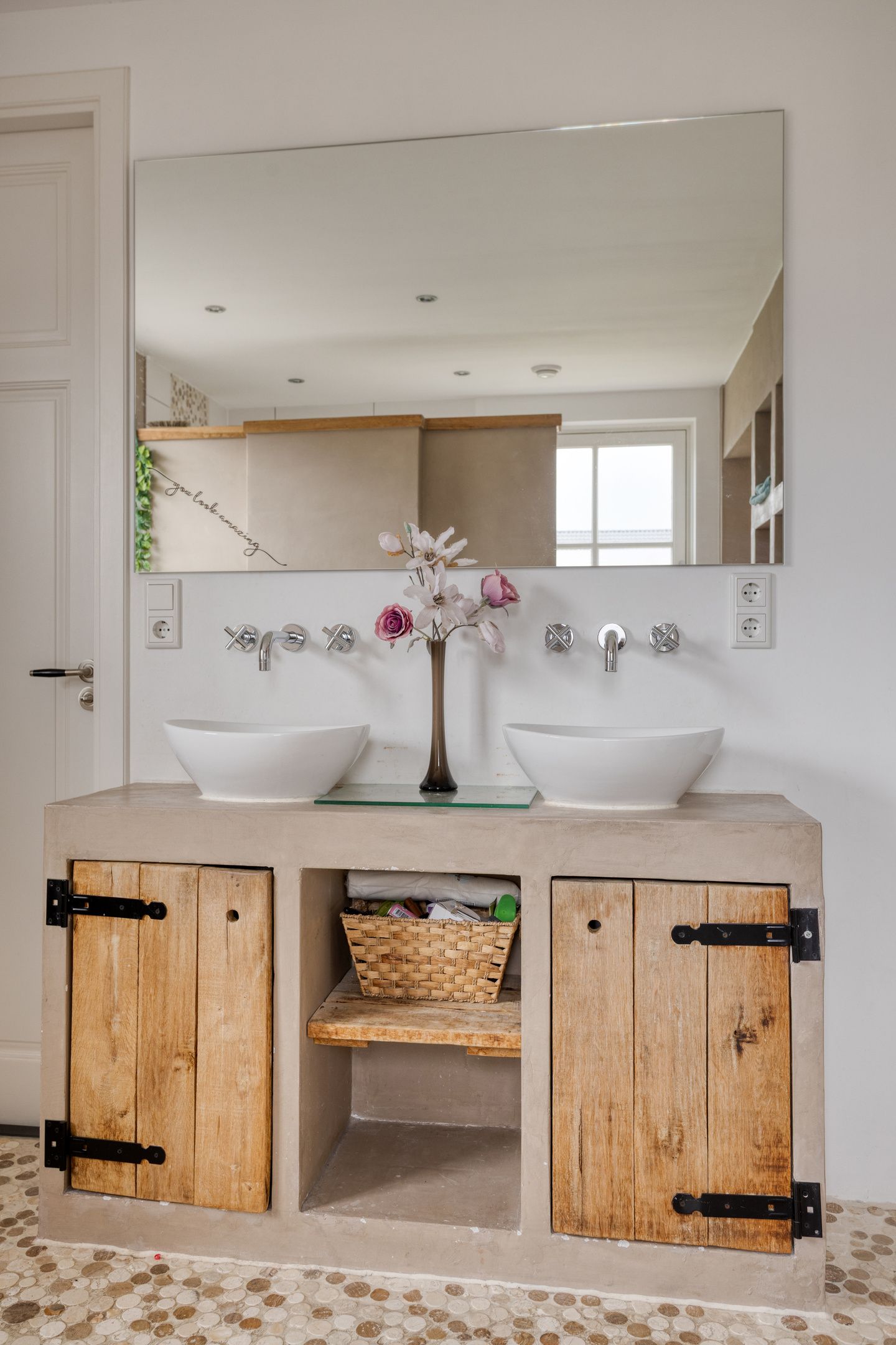 Photo 40 of Mackenhof 14