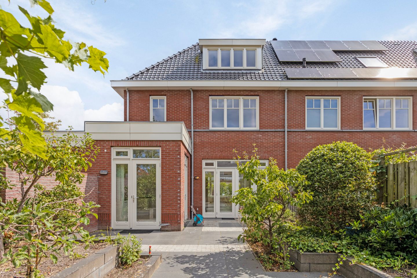 Foto 40 van Reinier van Holylaan 25