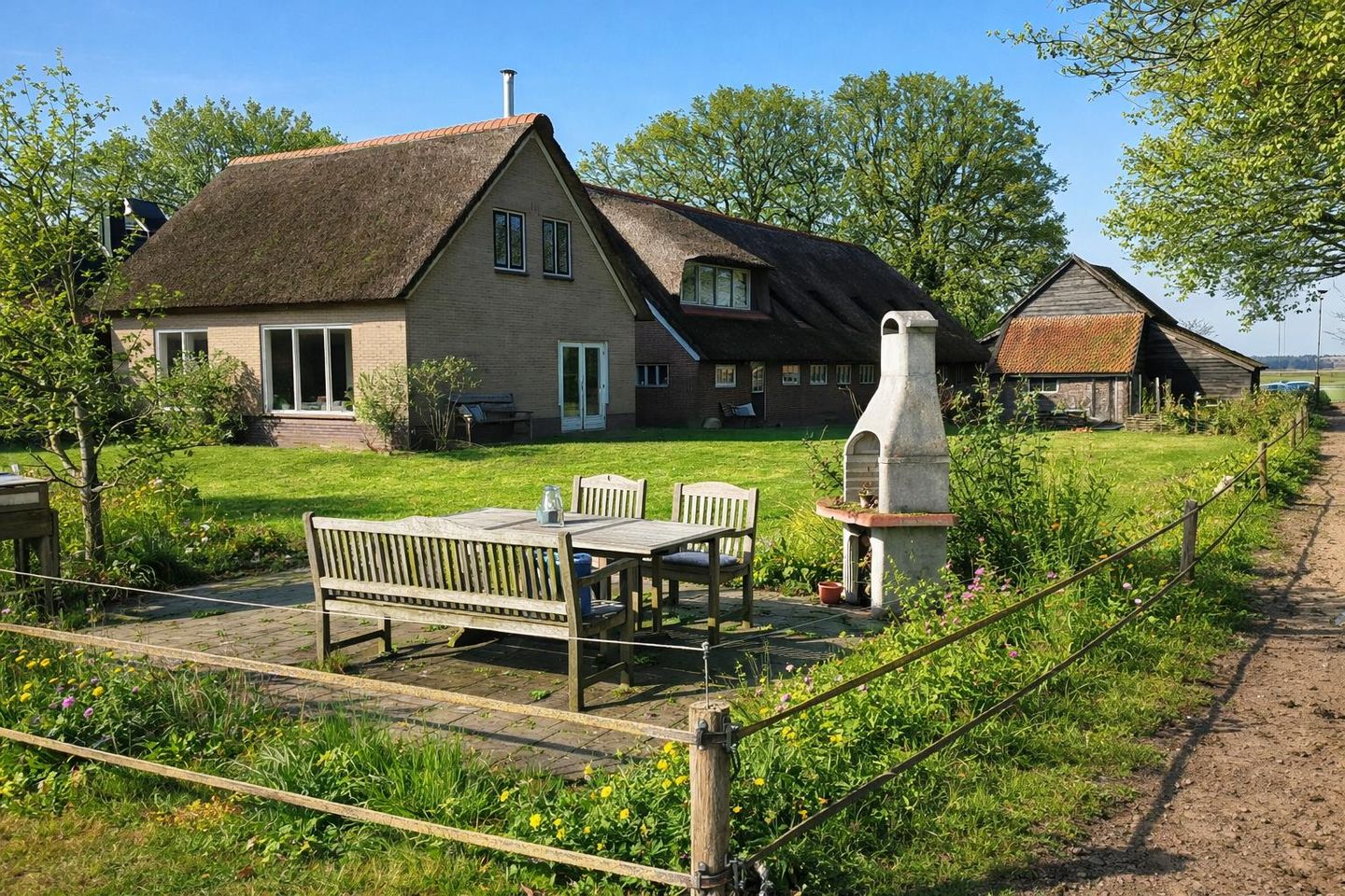 Foto 1 van Midden 129