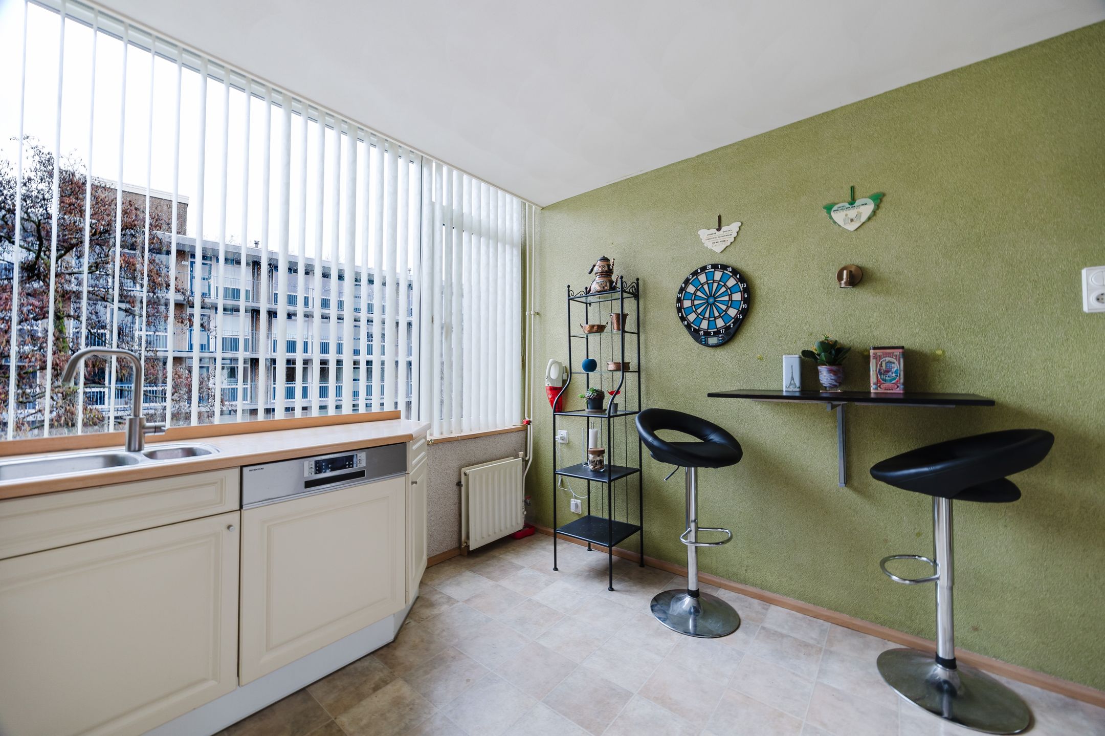 Photo 15 of Loosduinse Hoofdstraat 123