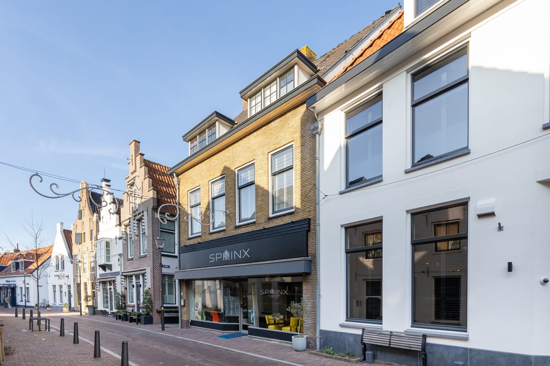 Foto 2 van 1e Steeg 2-B