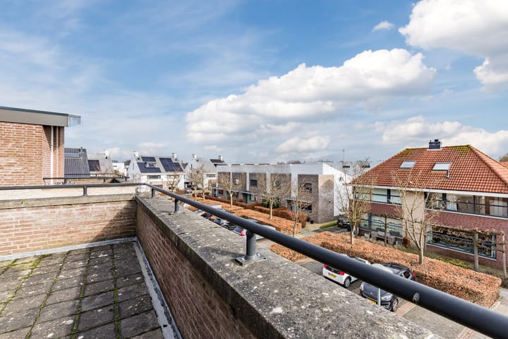 Foto 44 van Johanna Naberstraat 9