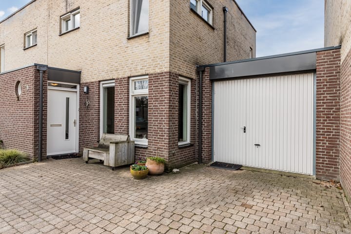 Foto 50 van Johanna Naberstraat 9