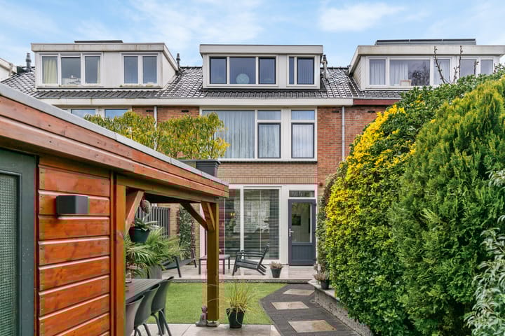 Photo 36 of Anna Pawlowastraat 34