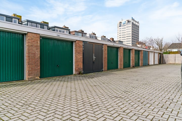 Photo 48 of Anna Pawlowastraat 34