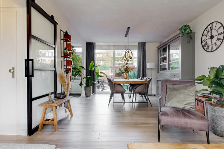 Photo 11 of Anna Pawlowastraat 34