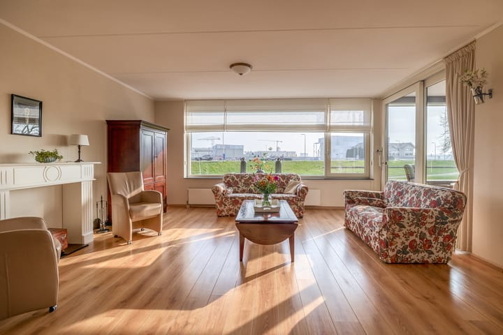 Foto 2 van Van Kinsbergenstraat 1-H