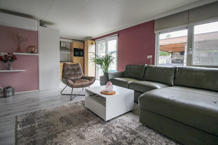 Vrijstaande woning te koop: Lange Zuiderweg 142-979, Voorthuizen