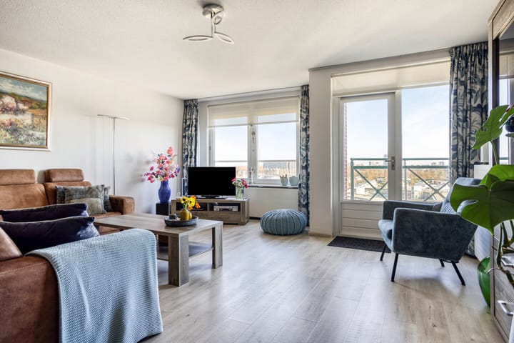 Photo 3 of Rossinistraat 152