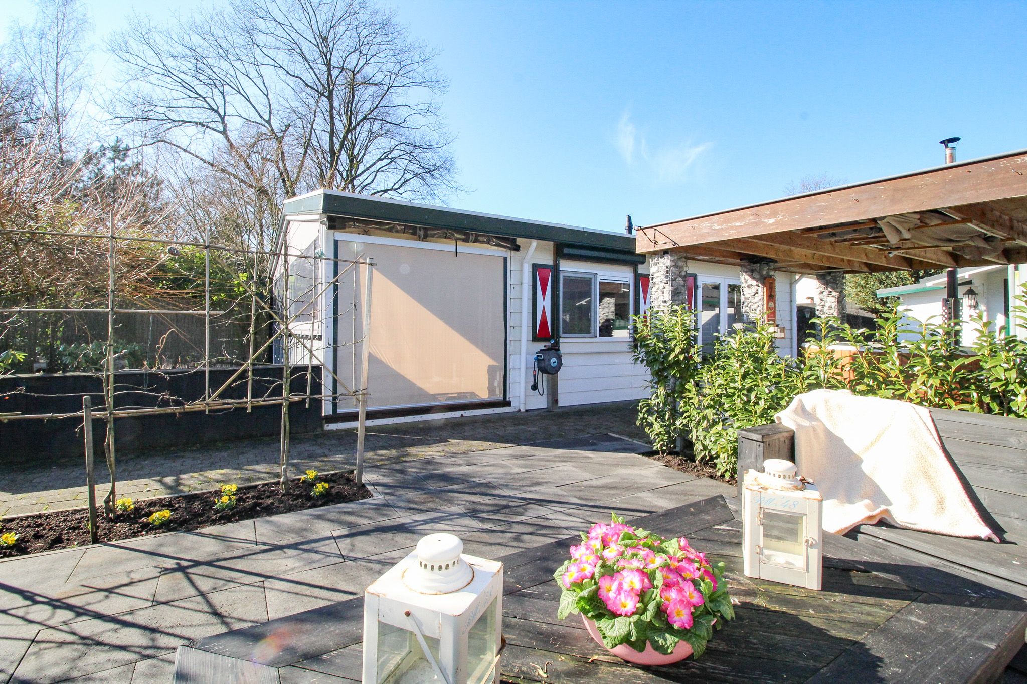 Foto 45 van Lange Zuiderweg 142-979