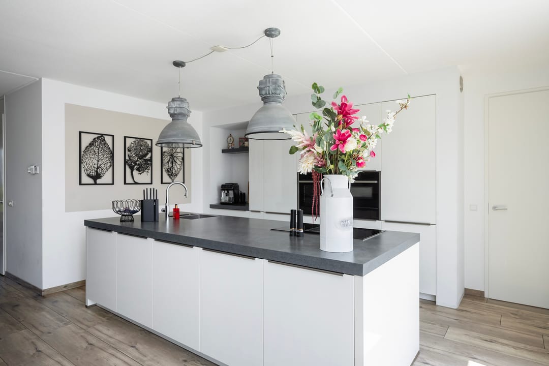 Photo 13 of Jac P Thijsselaan 27