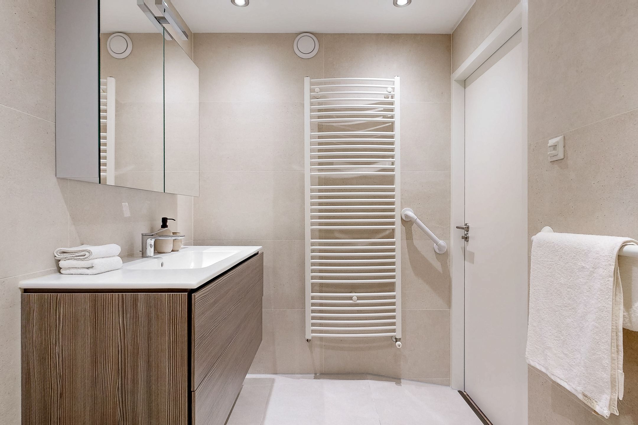 Photo 15 of Kanteel 42