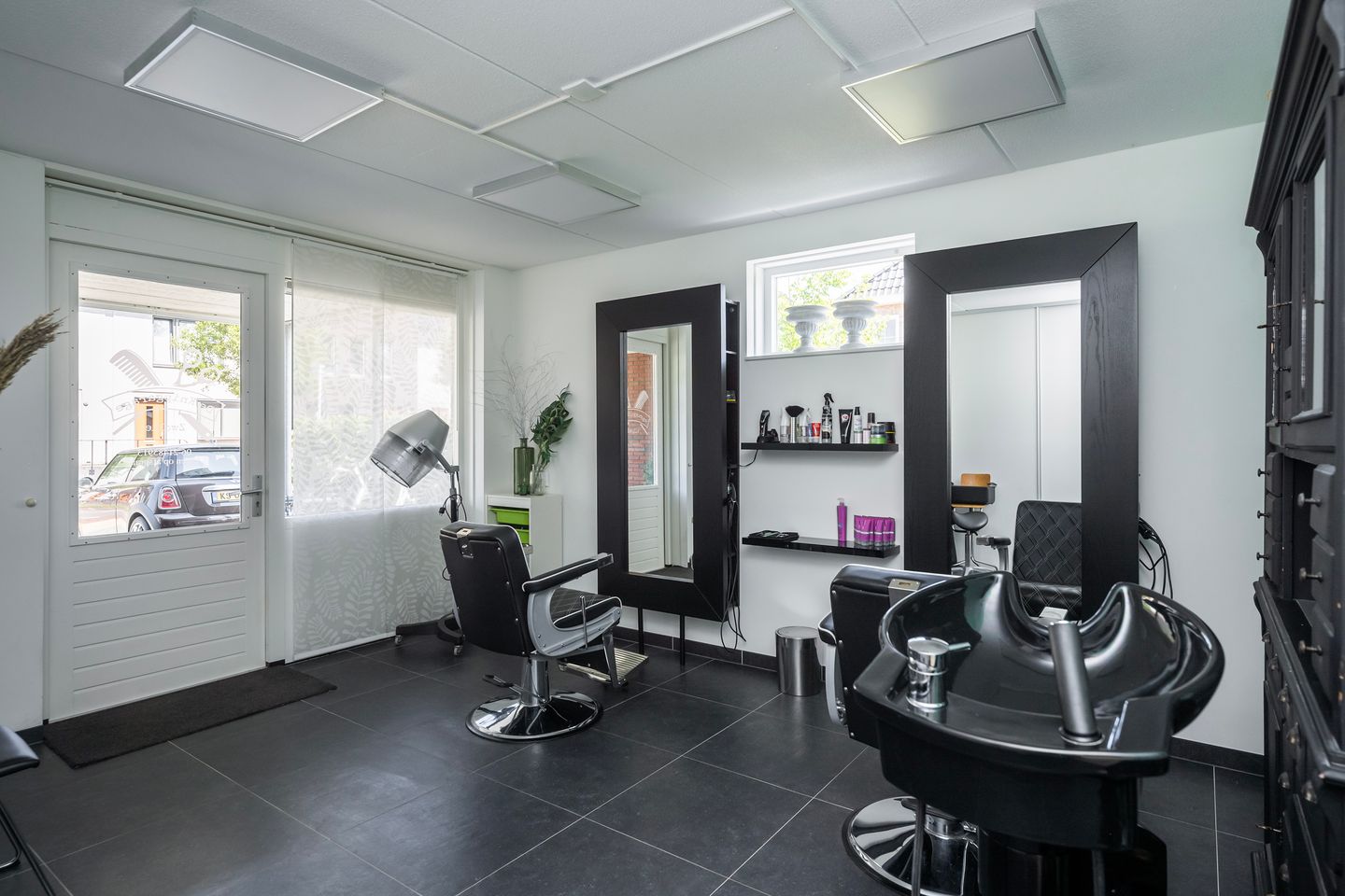 Photo 35 of Jac P Thijsselaan 27