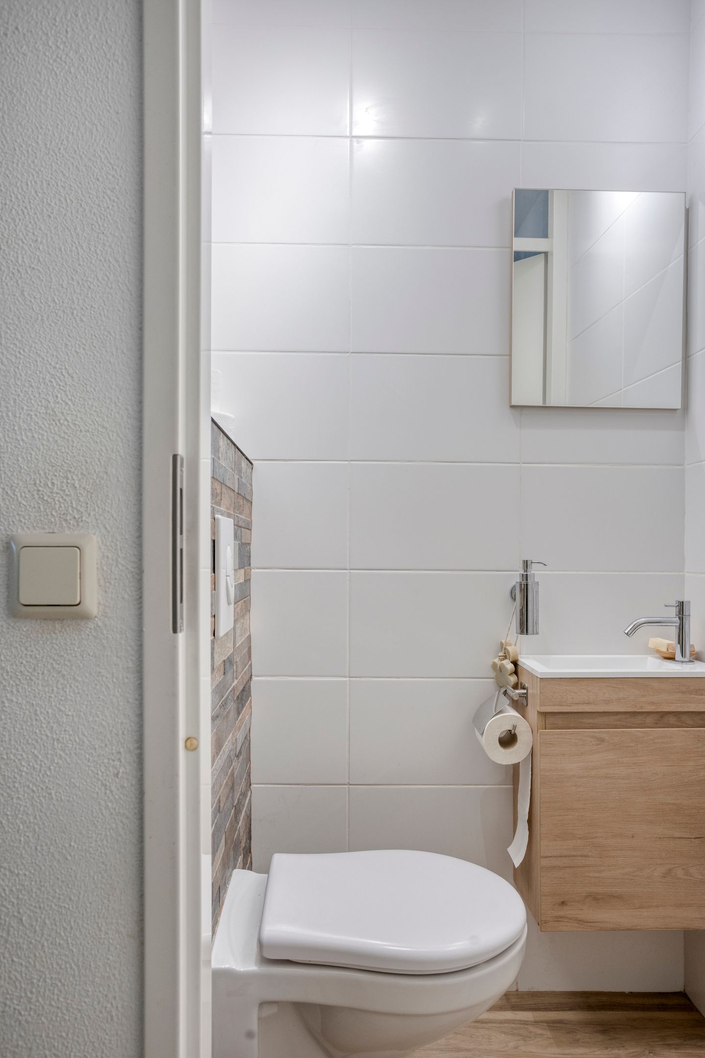 Photo 3 of Oegstgeeststraat 7