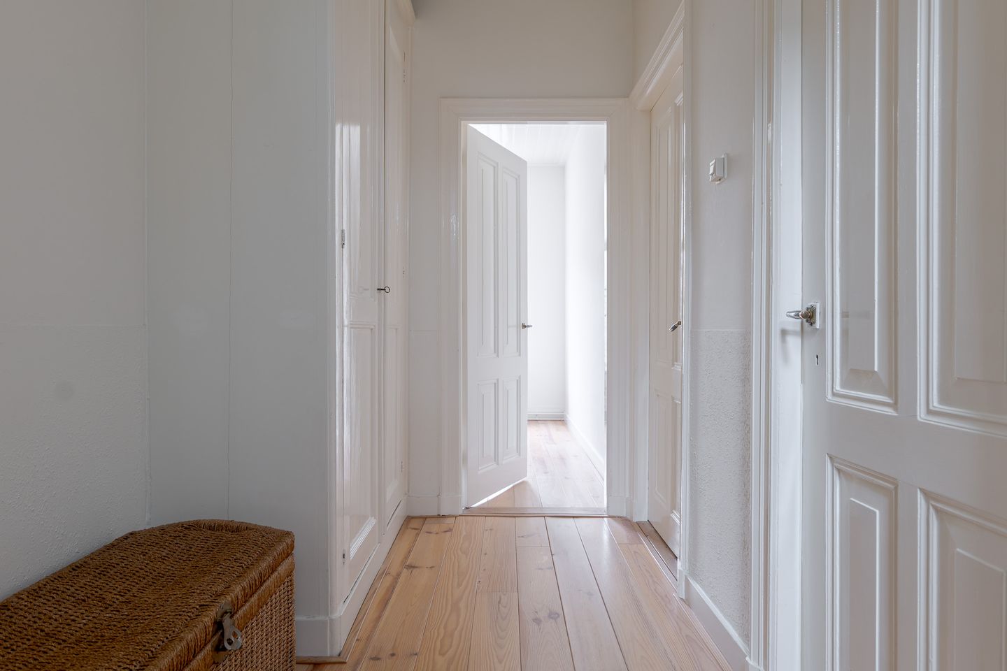 Photo 29 of Emmastraat 86