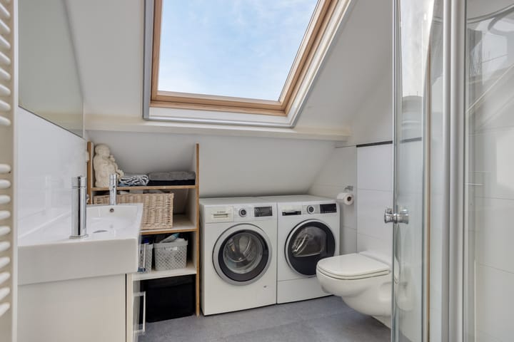 Photo 23 of Piet Heinstraat 17