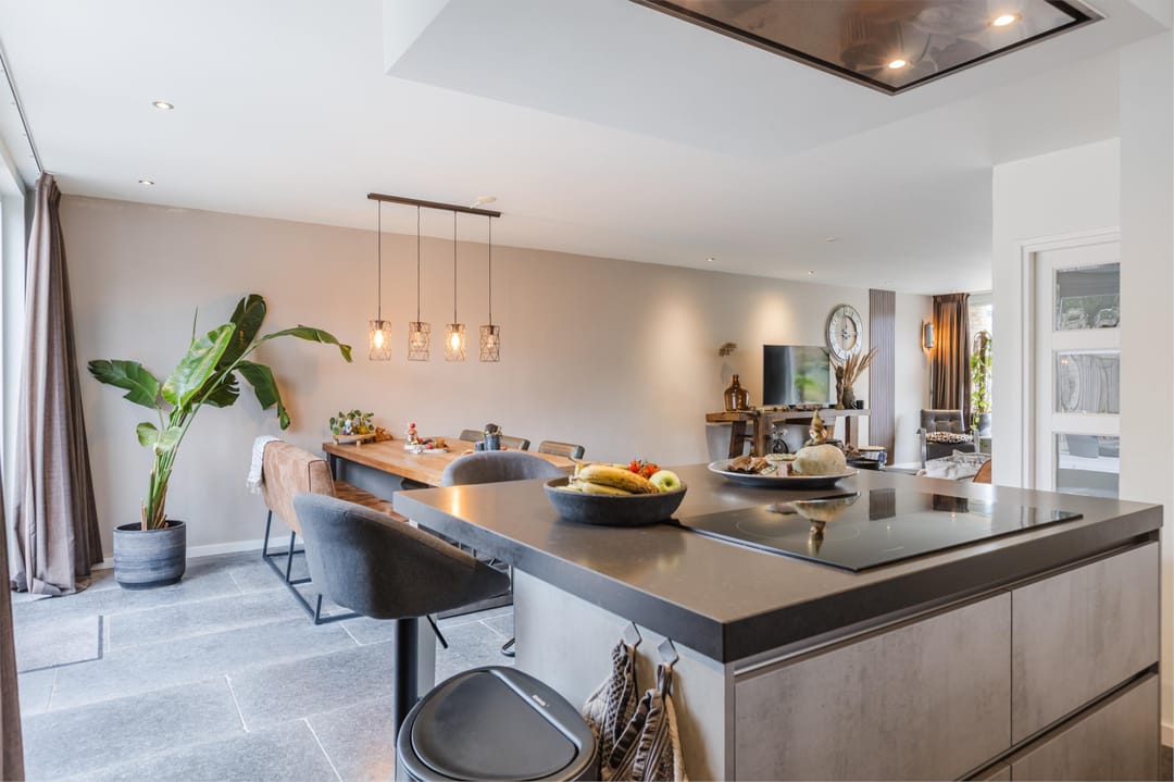 Foto 11 van Bachplein 8